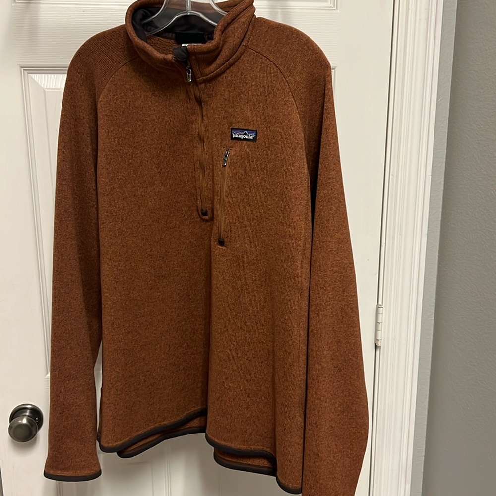 Patagonia Men’s Better Sweater 1/4 zip pullover. Size XL